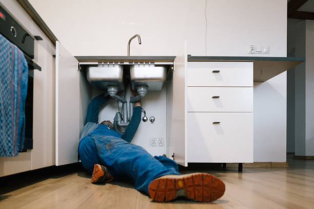 Professional Leak Detection technician working in Sewaren, NJ